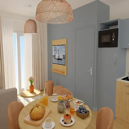 Newly Built Holiday Near The Beach *
